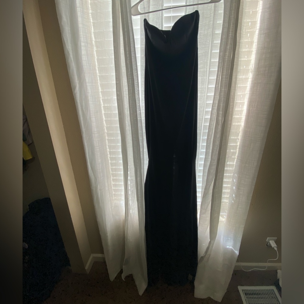 Black prom dress